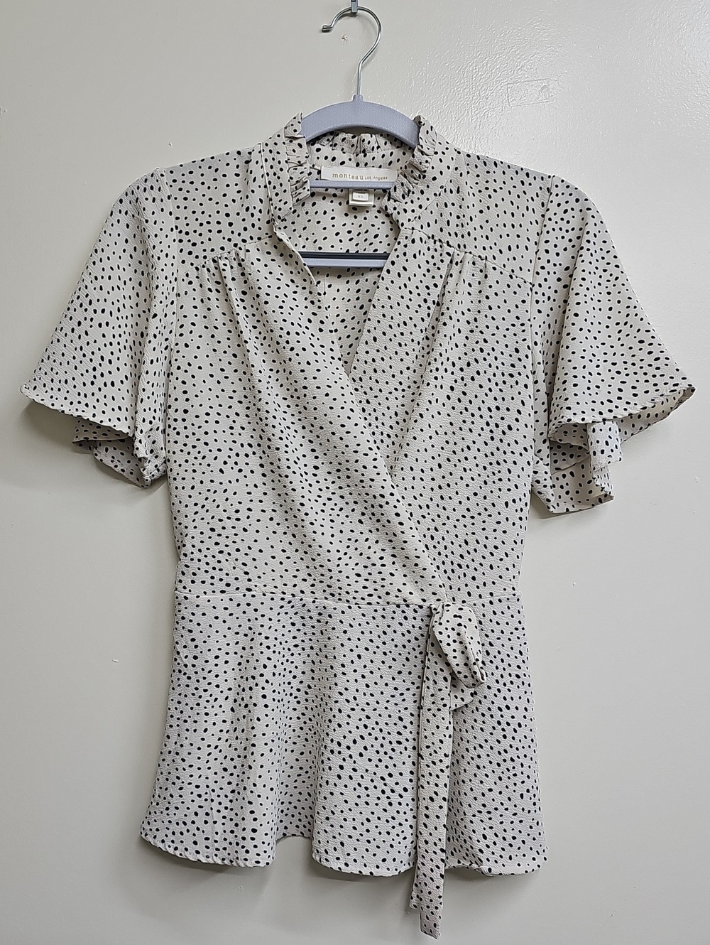 Monteau-Los Angeles Faux Wrap Top with Flutter Sleeves and Elastic Waist XS